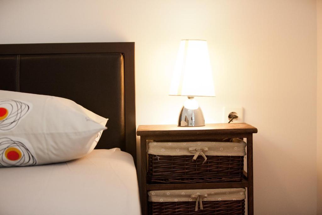 Apartments Zambarlin Komiža Екстериор снимка