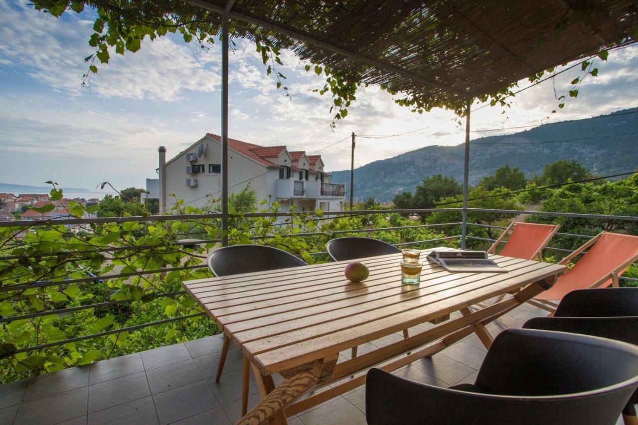 Apartments Zambarlin Komiža Екстериор снимка
